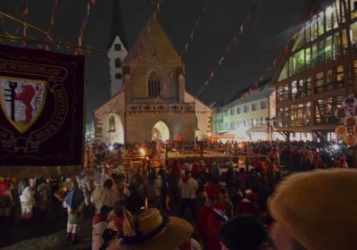 Fasnet Bad Saulgau Marktplatz am Schmotzigen Donnerstag