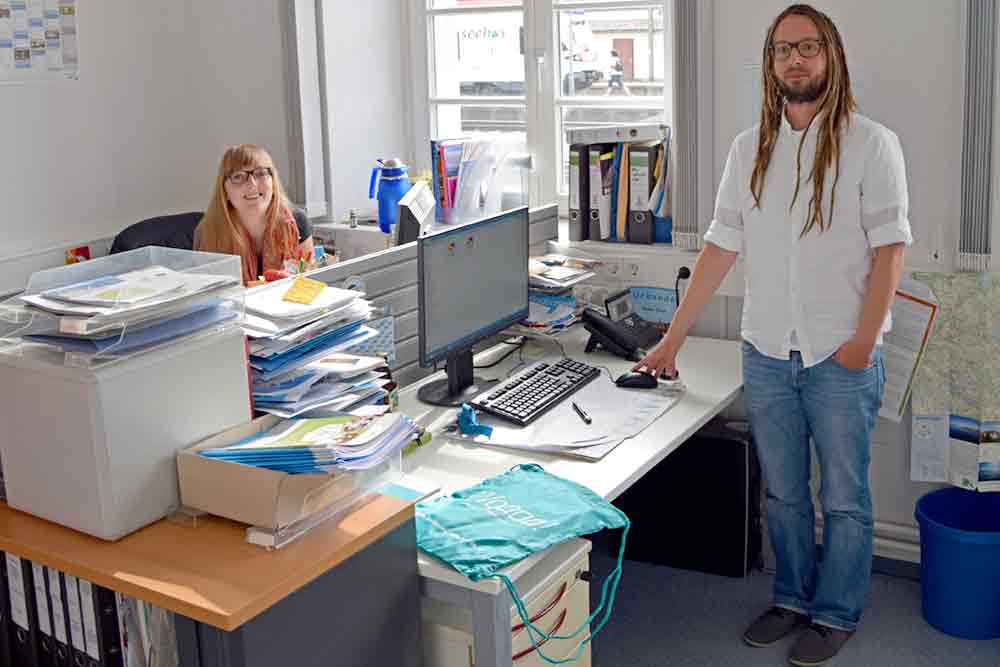 und Markus Böhm von der ibt/bodensee.eu - hier bei einem Besuch im Konstanzer Büro - haben die Ideen für die Bodensee-Tour mit der #bek organisiert.
