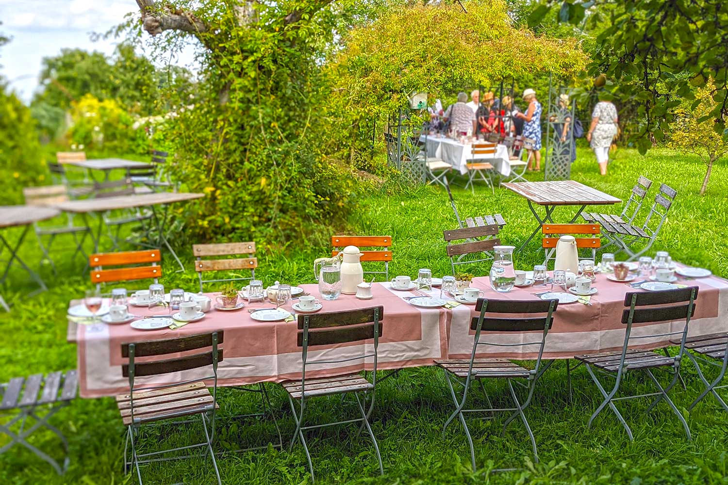 Pfaffenwinkel-Garten mit Tafel