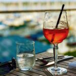 Glas mit Cocktail