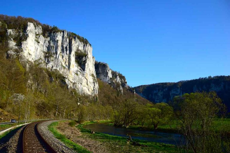 Schaufelsen im Donautal am Natura Trail Das obere Donautal