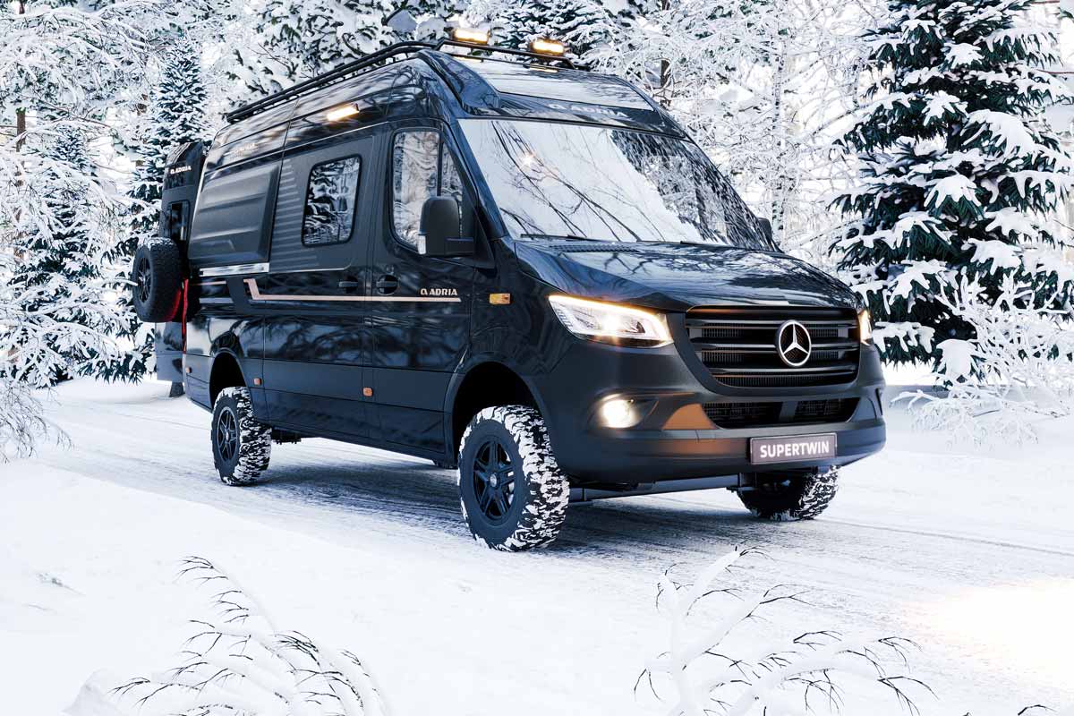 Campervan im Schnee