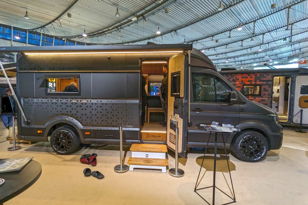 Knaus Elektro-Wohnmobil auf dem Caravan Salon 2021