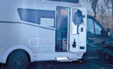 geöffnete Aufbautür