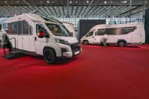 Bürstner Signature: vier Lifestyle-Teilintegrierte für Ästheten