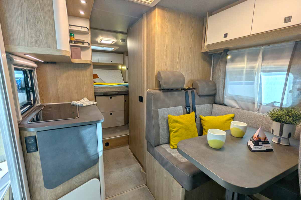 Durchsicht im Wohnmobil