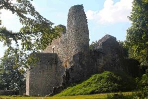 Die sagenhaften Falkenstein-Ruinen an der Jungen Donau