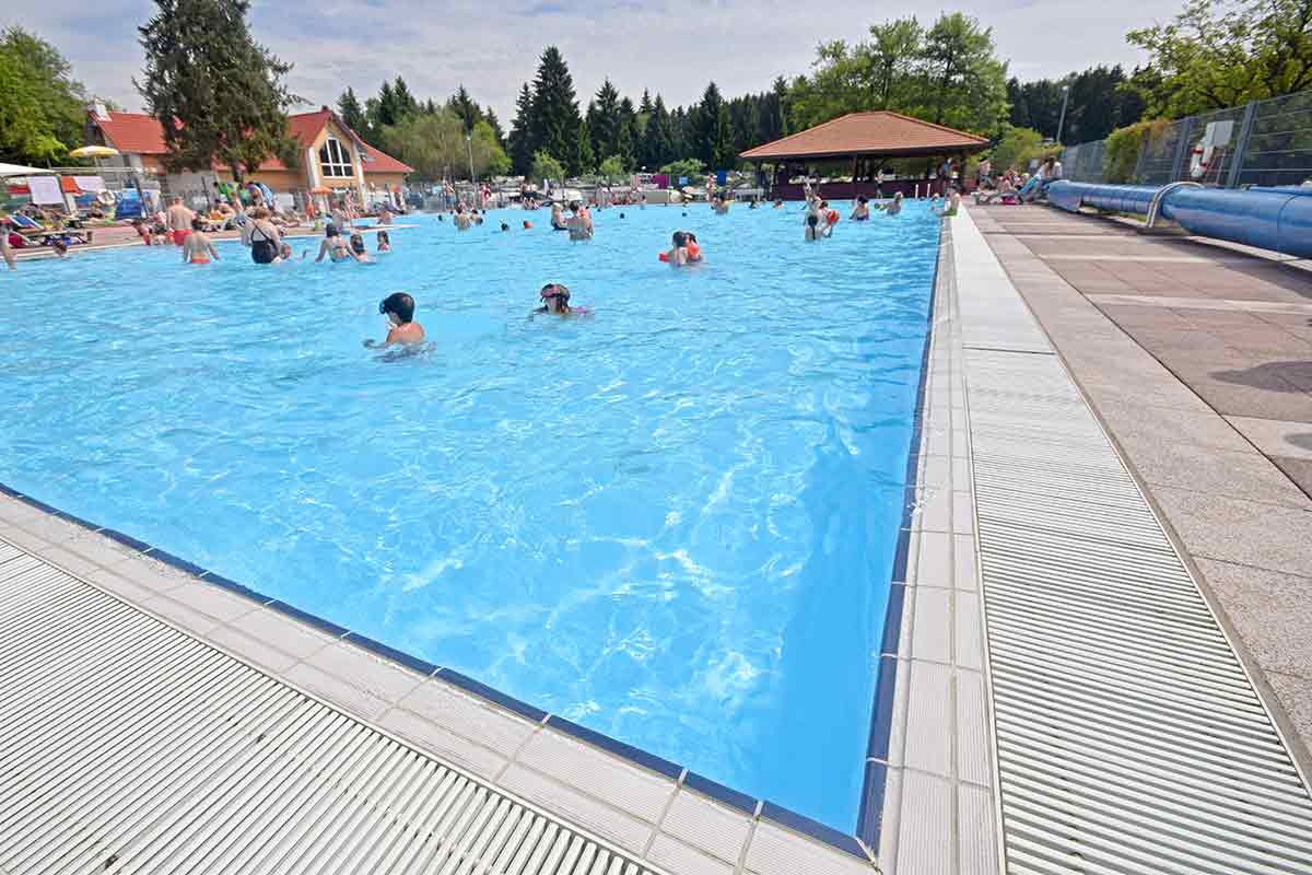 Freibad im Gitzenweiler Hof