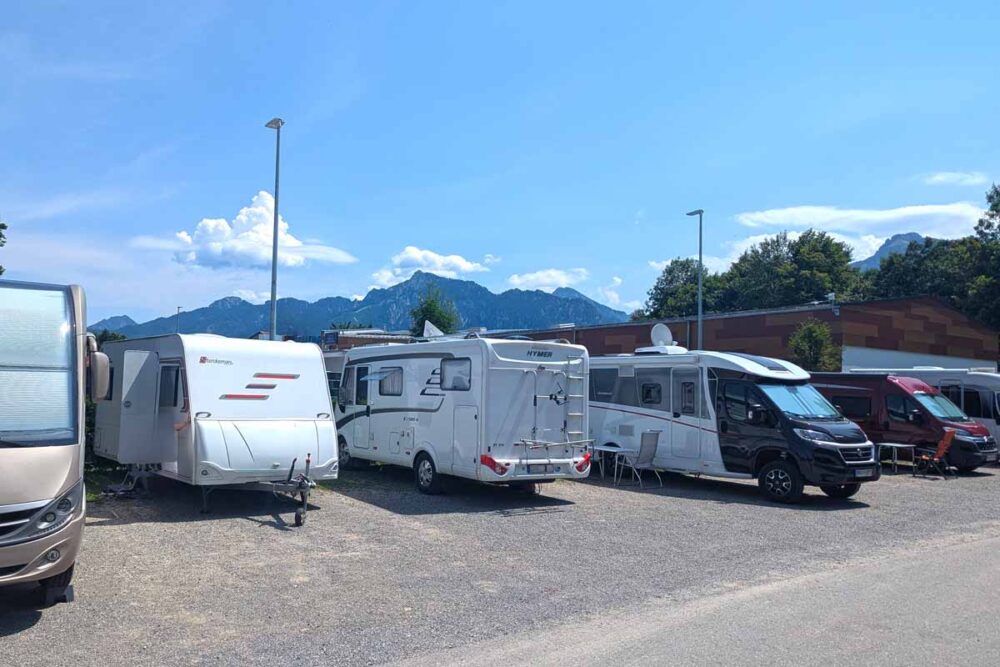 Füssen Stellplatz mit Alpenkulisse