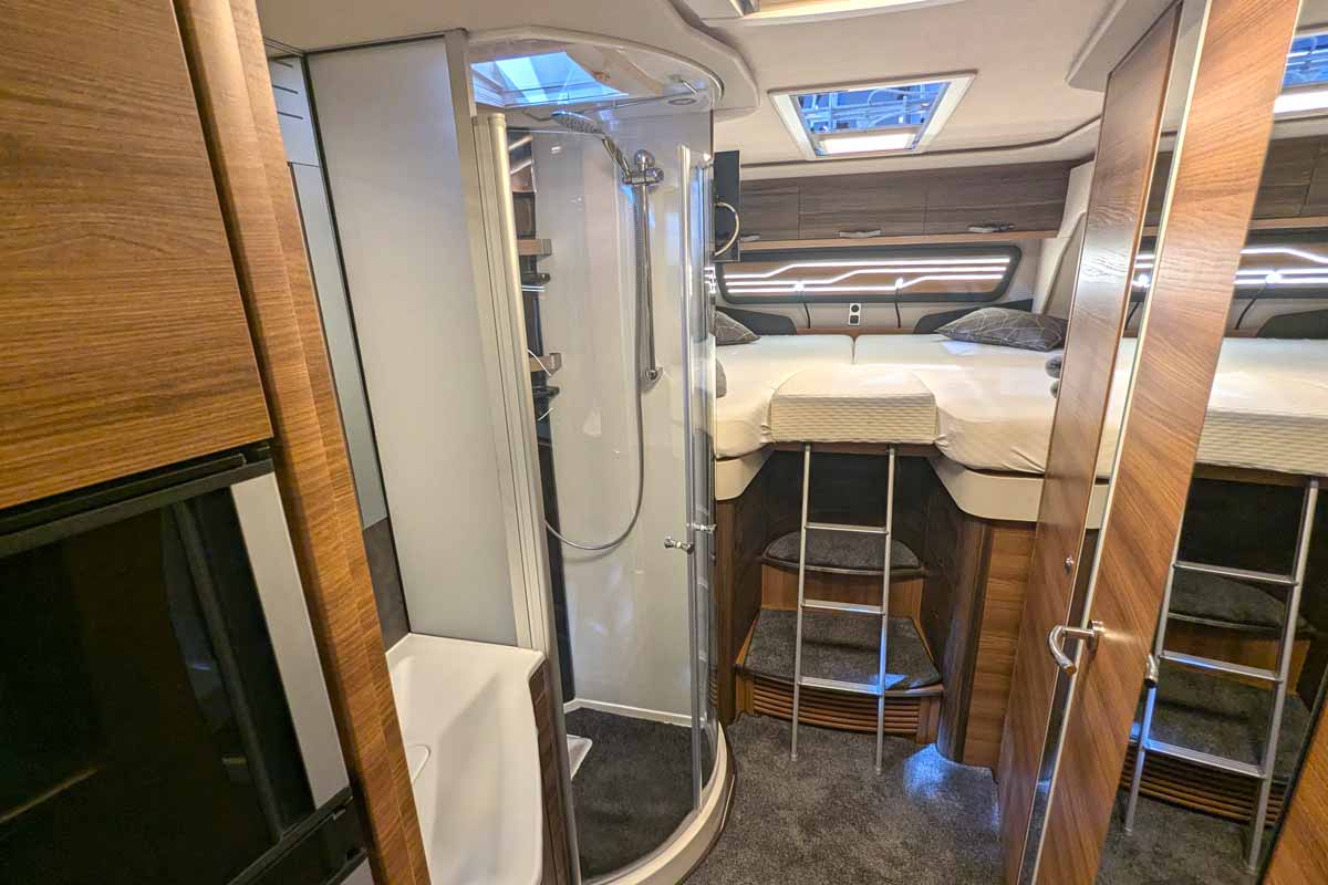 Heck im Sun I 900 LEG