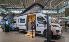 Hymer Redwood auf Messestand