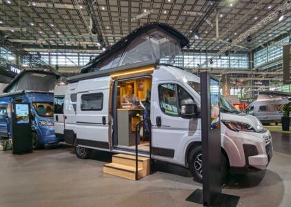 Hymer Redwood auf Messestand