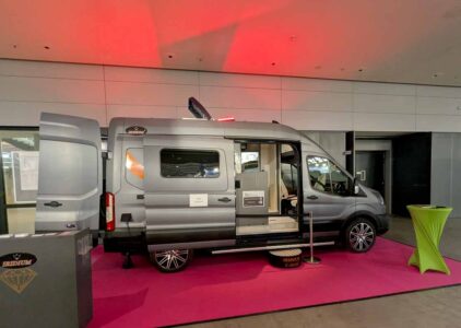 Iridium e-V25 am Messestand