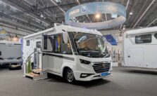 Knaus Live I 650 MEG auf Messestand