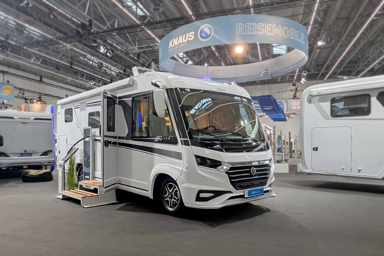 Knaus Live I 650 MEG auf Messestand