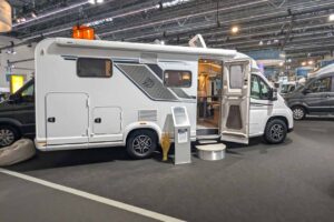 Knaus Van TI 650 MEG: kompakter Teilintegrierter mit Einzelbetten