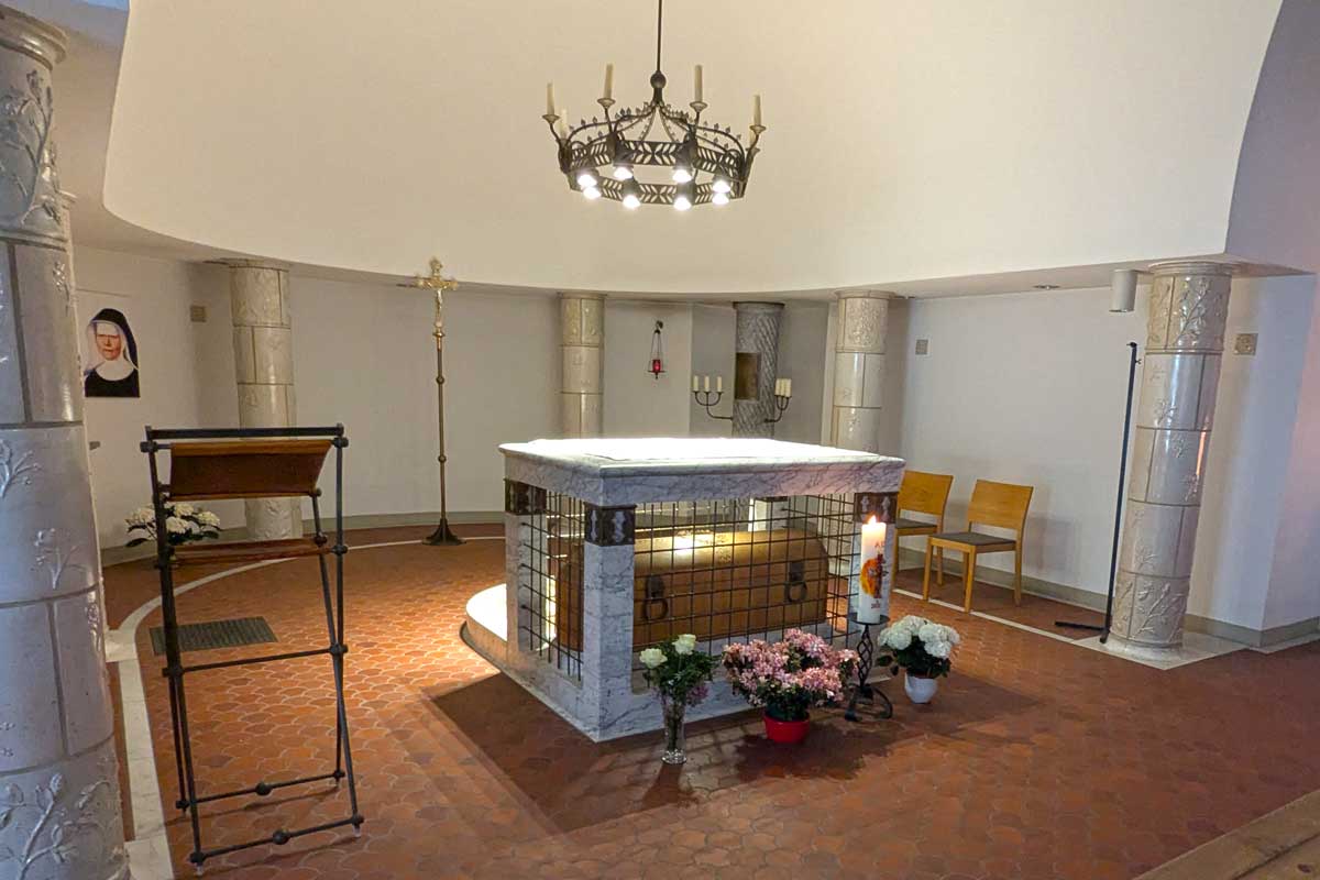 Krypta mit Sarg der seligen Ulrika 