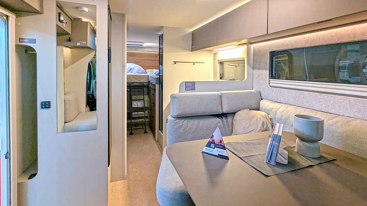 Durchsicht LMC Cruiser 750 EL