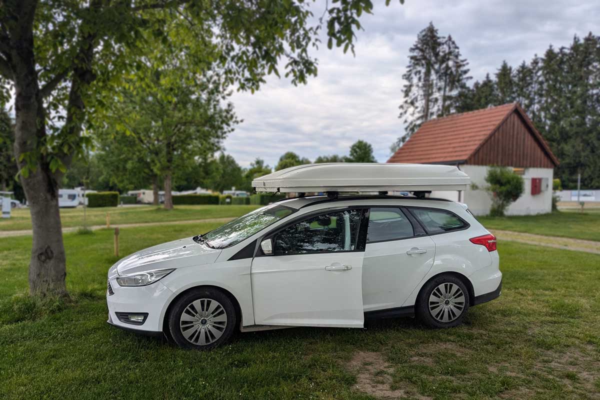 Ford Focus Turnier mit Naturbummler Flitzer 1 XL
