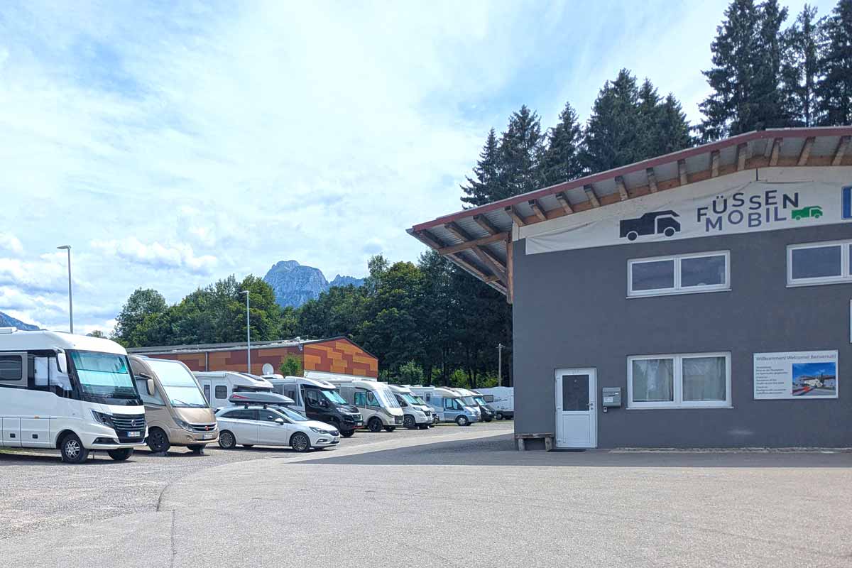 Stellplatz Füssen Mobil mit Bergen