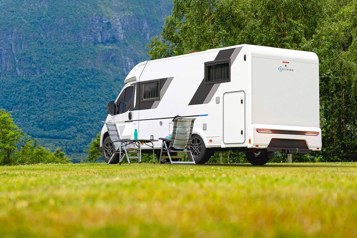 schmaler Teilintegrierter von Sun living