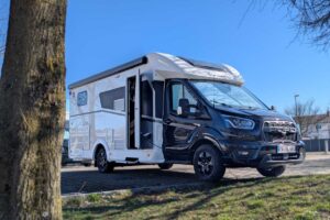 Sunlight T 680 Adventure im Test: komfortabler Teilintegrierter mit Einzelbetten