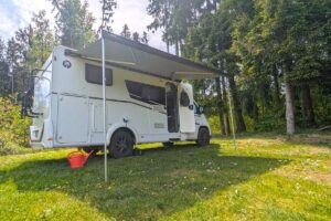 Spannender Sunlight V66: schmaler, kurzer Teilintegrierter im Vanlife-Test