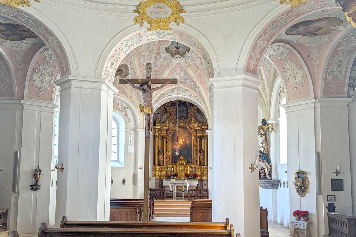 Der einzige Achteckbau unter den Kirchen in der Zugspitz-Region