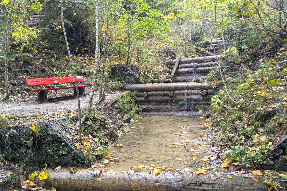 Wasserfallweg Nesselwang Sitzbank