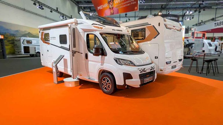 Weinsberg CaraCompact 600 Pepper auf Messestand