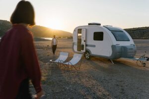 Adria Action 391: Komfort und Design im Mini-Caravan