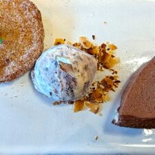 dessertvariationen mit Früchten