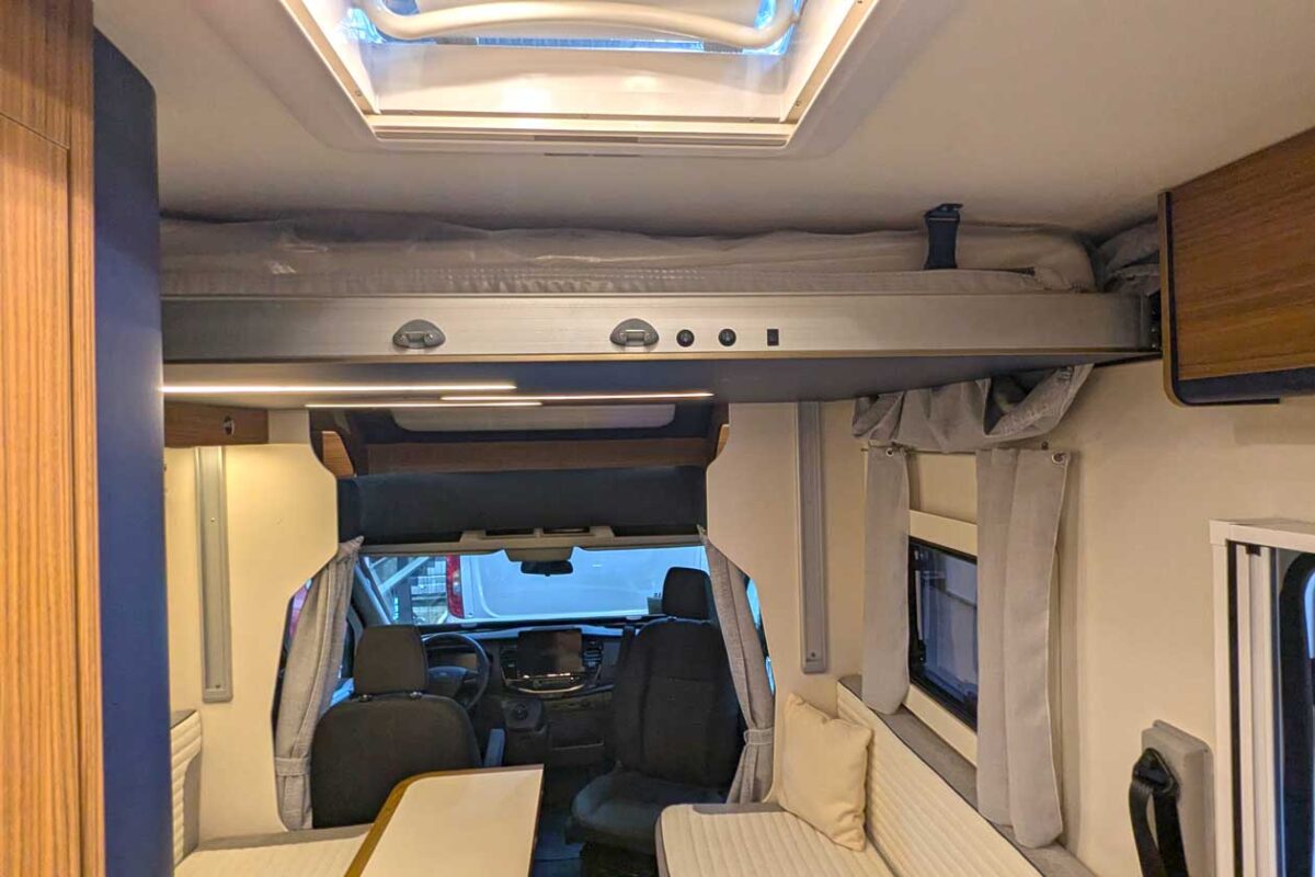 Hubbett im Rimor Sailer 56 plus