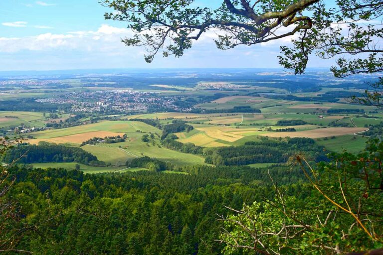 Blick Richtung Denkingen auf dem Klippeneck-Steig