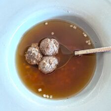Leberknödelsuppe